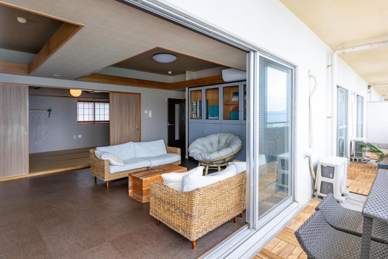 海まで徒歩1分。最上階の角部屋！アクセス抜群オーシャンビュー でのんびりstay Agarie Bagian luar foto