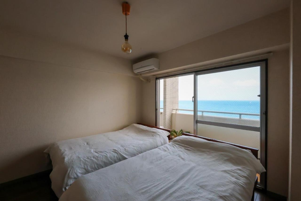 海まで徒歩1分。最上階の角部屋！アクセス抜群オーシャンビュー でのんびりstay Agarie Bagian luar foto